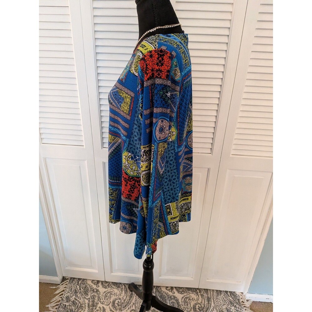 Attitudes by Renee Top Women MP Aztec Blue Orange Abstract Art LiquidKnit Blouse - Picture 7 of 10